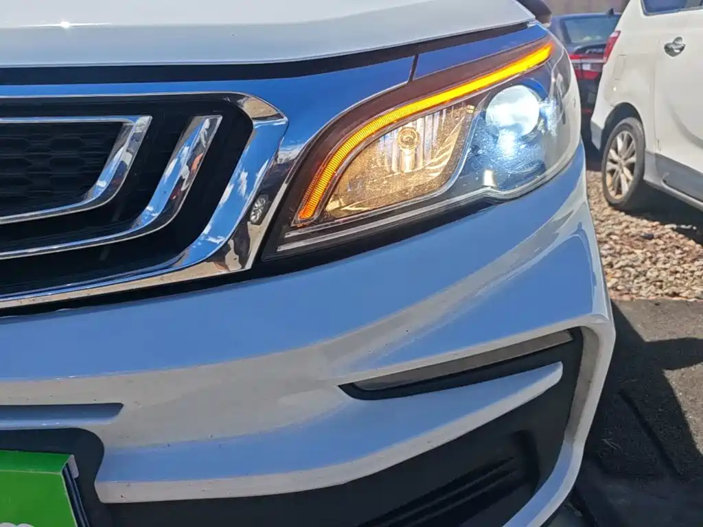 Geely Vision X3 — миниатюра 24