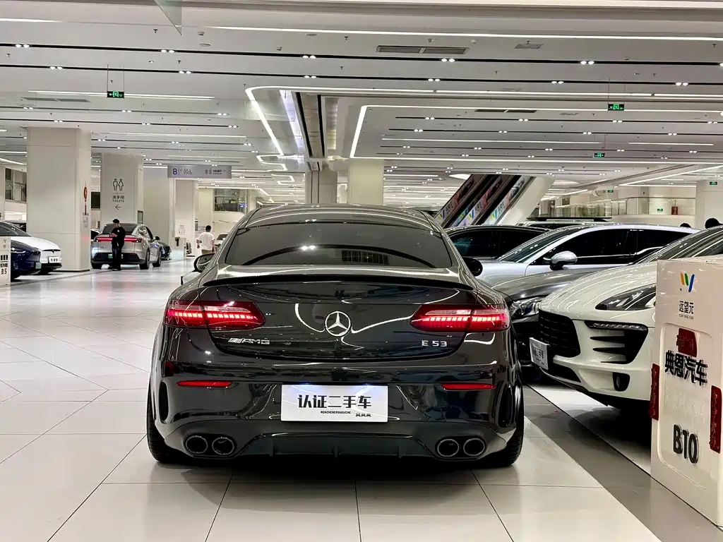 MERCEDES-BENZ E CLASS AMG