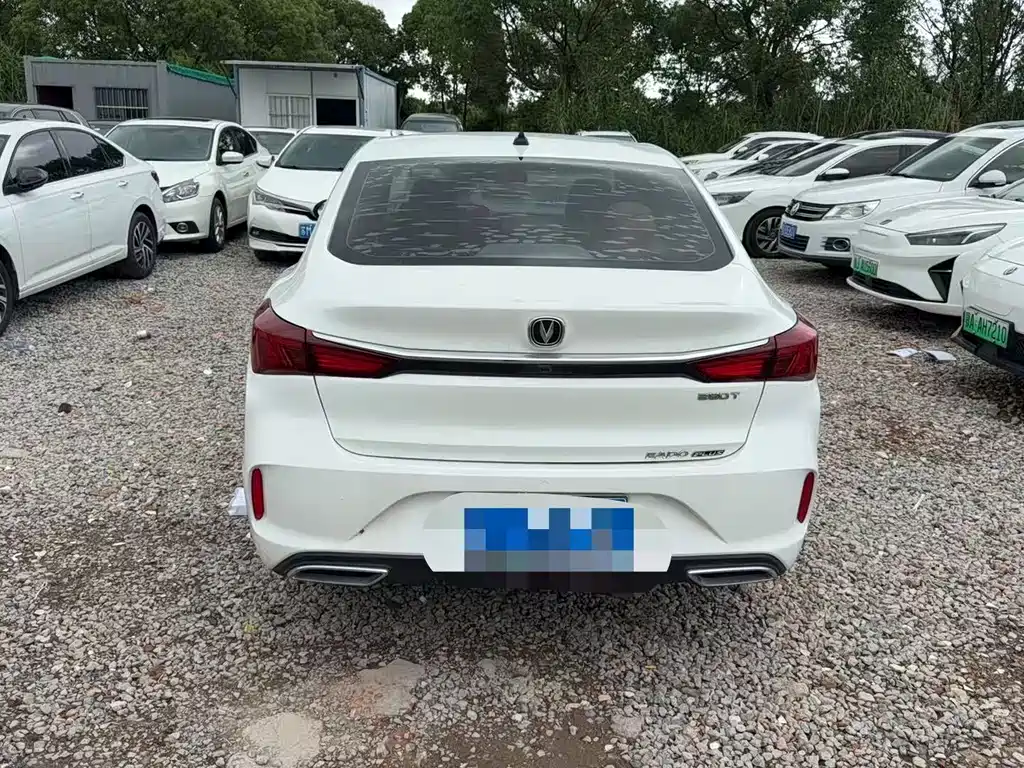 Changan Eado — миниатюра 6