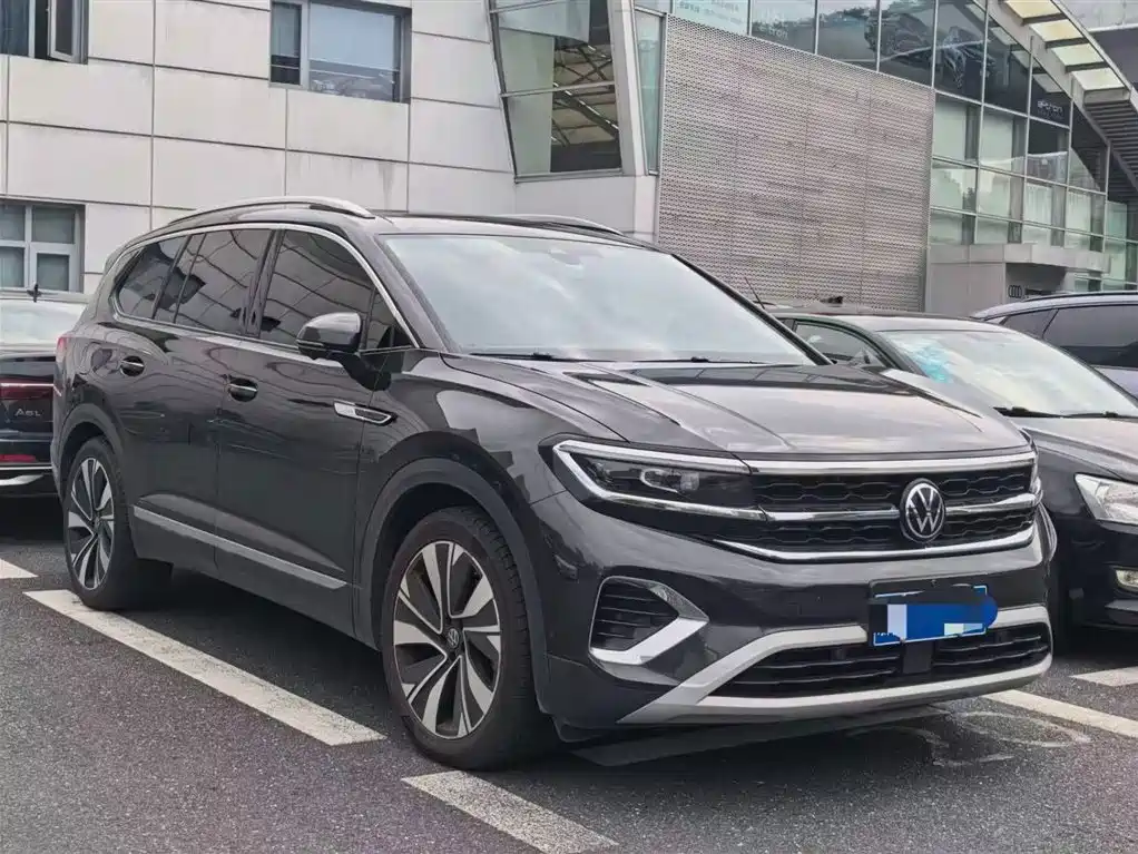 Volkswagen Talagon — миниатюра 5