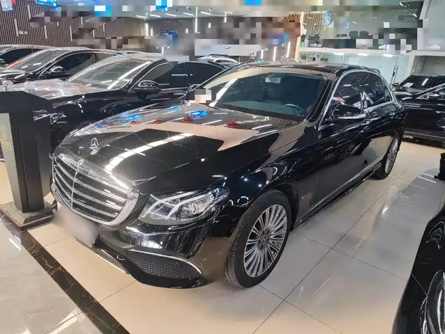 MERCEDES-BENZ E CLASS 2020
