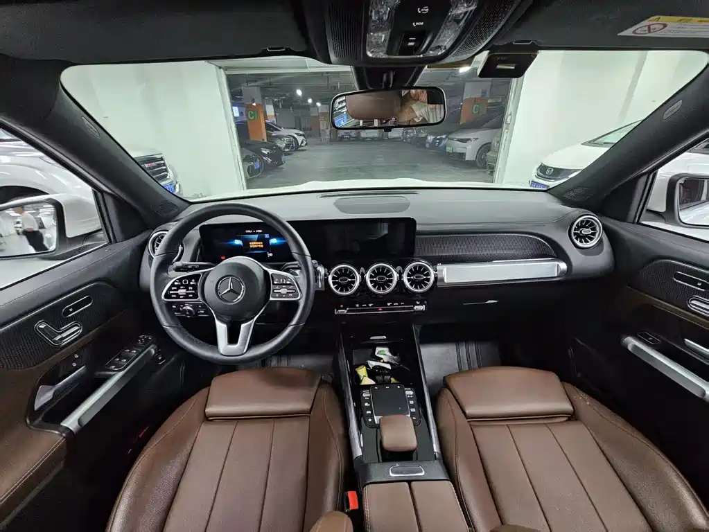 Mercedes-Benz GLB — миниатюра 15