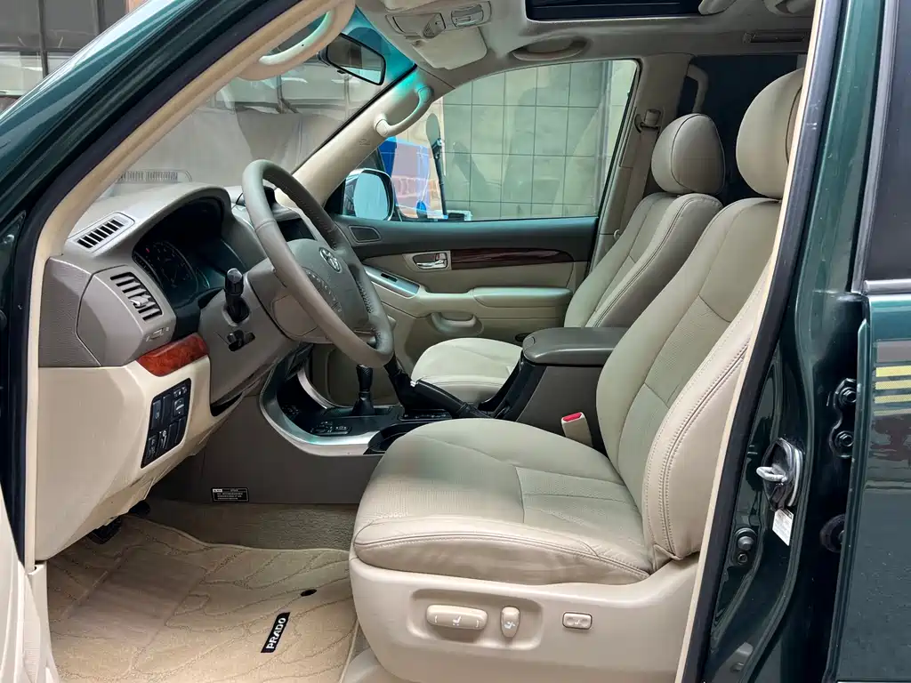 Toyota Land Cruiser Prado 2006 4.0L AT VX NAVI