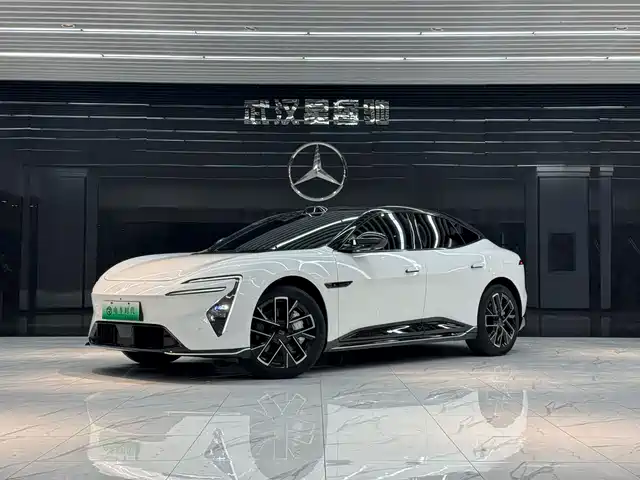 2025 Avatr 06