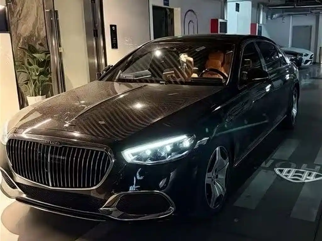 Mercedes-Benz S-Class 2023