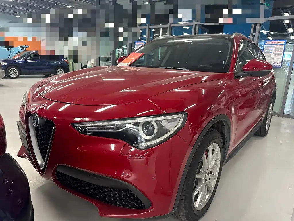 Alfa Romeo Stelvio 2017 2.0T 280HP Luxury Edition