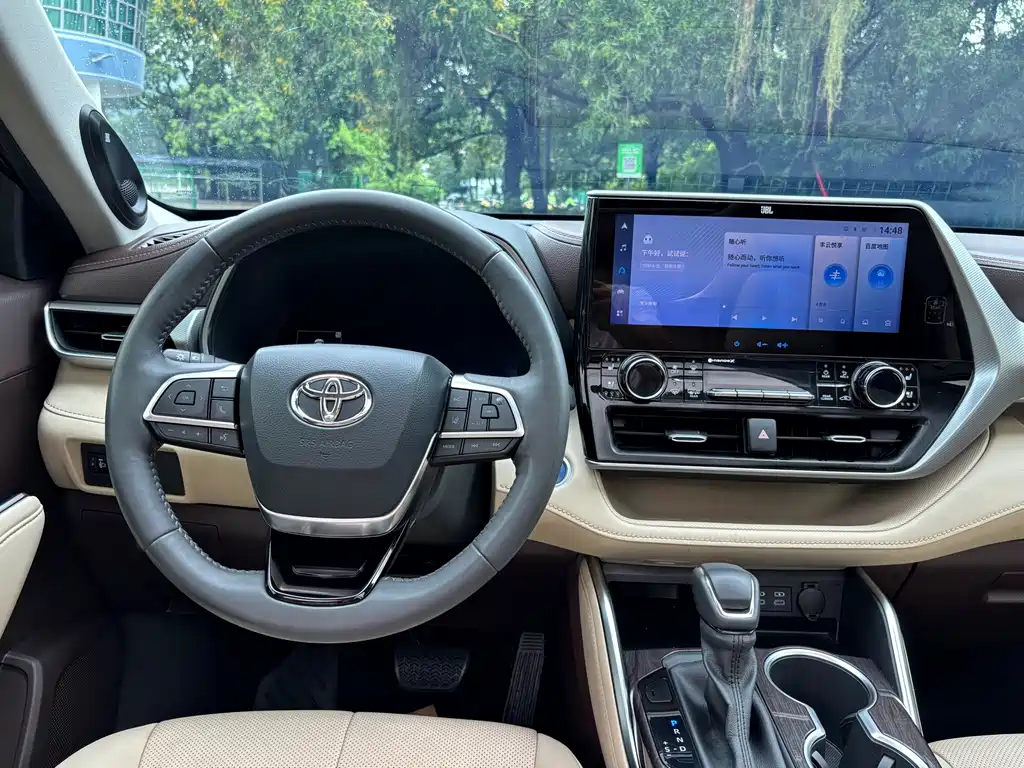 Toyota Highlander — миниатюра 13