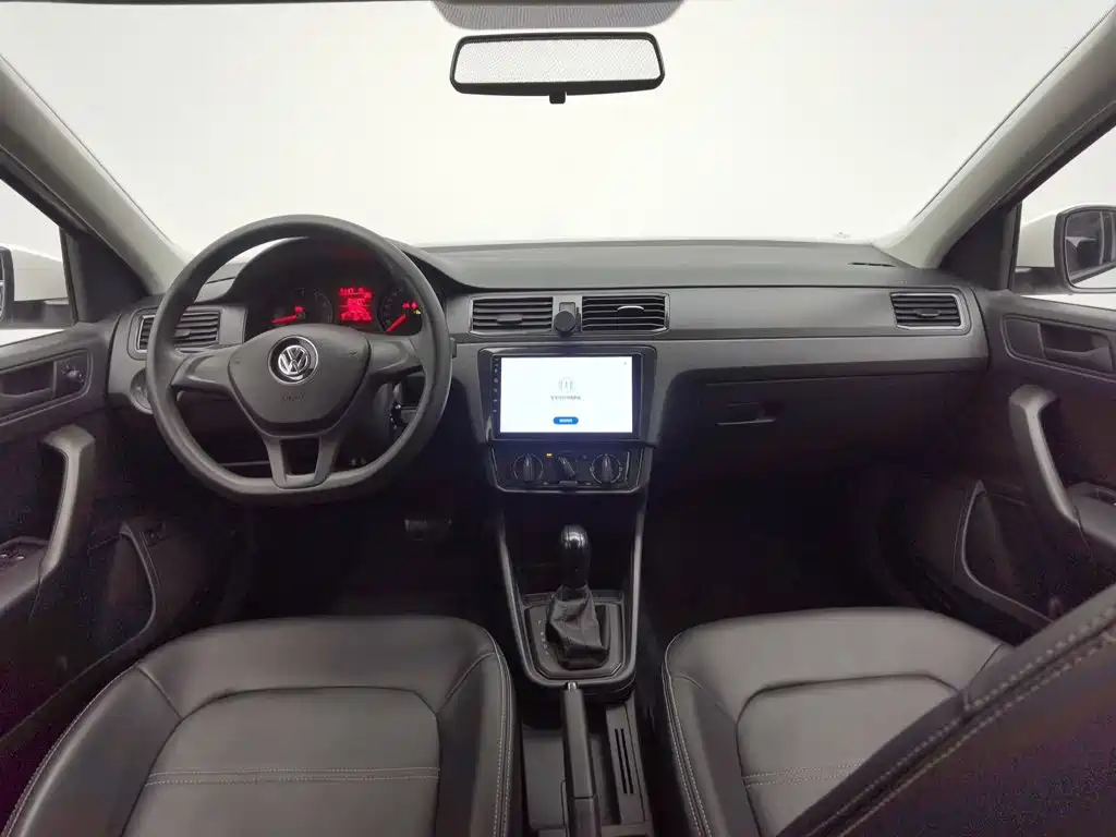 Volkswagen Santana — миниатюра 5
