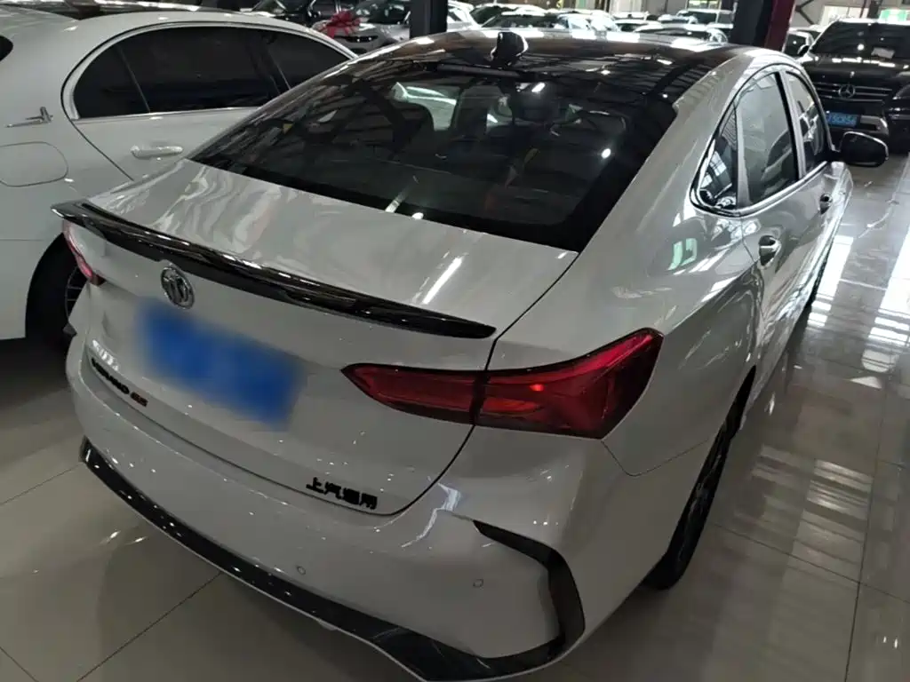 Buick Verano — миниатюра 7