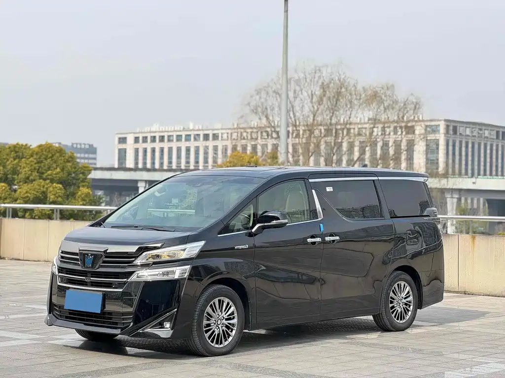 Toyota Vellfire 2023