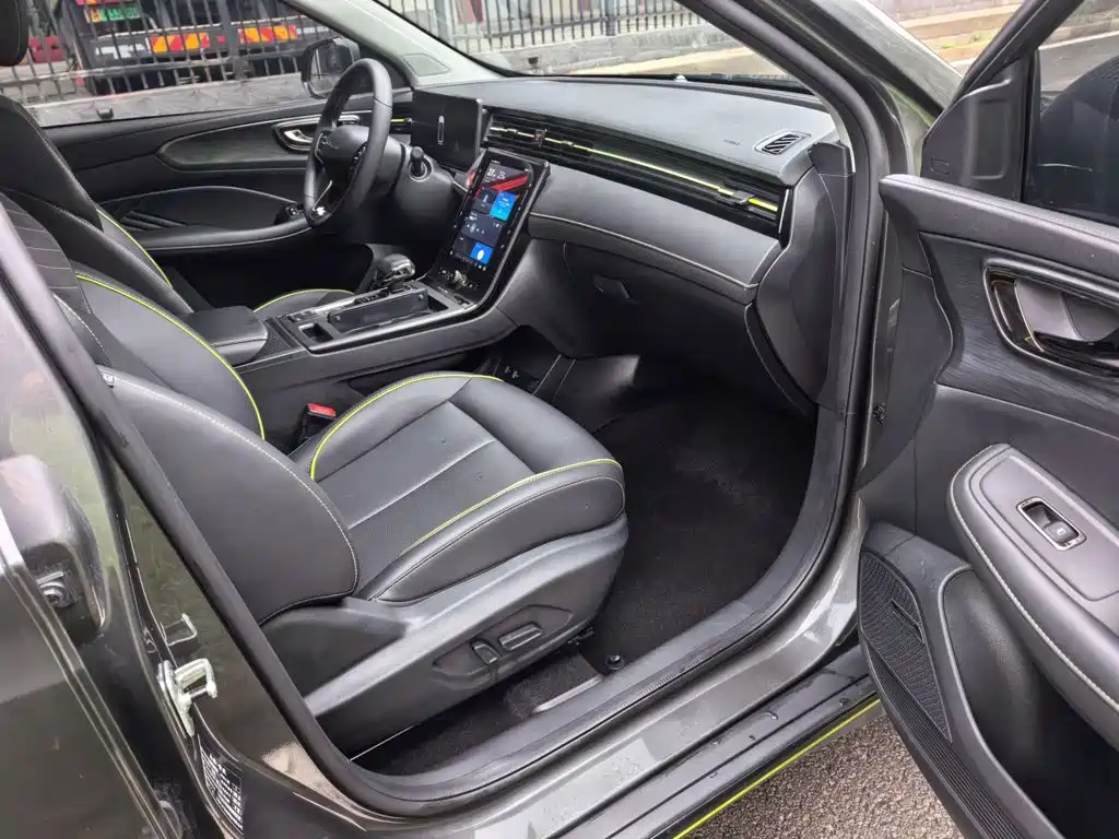 Roewe RX5 — миниатюра 14