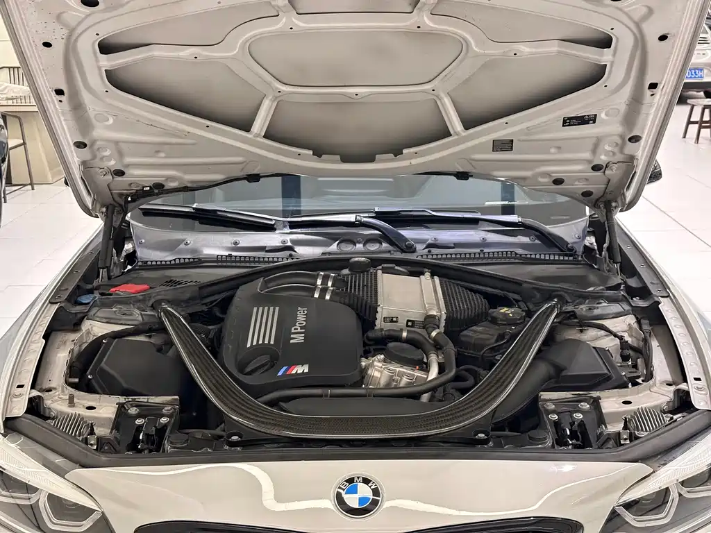 BMW M2 — миниатюра 8