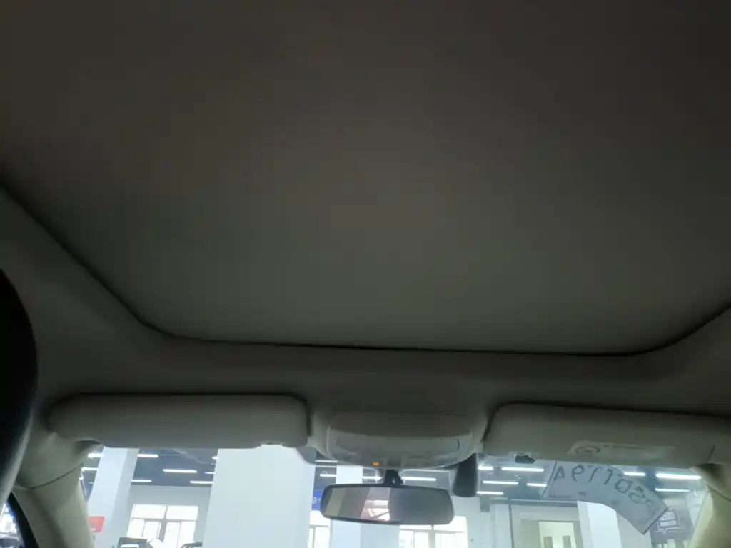 Lincoln MKC — миниатюра 18