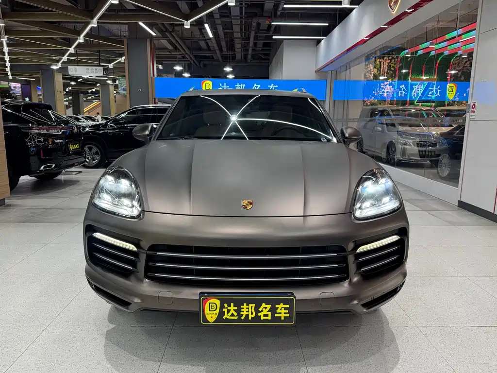Porsche Cayenne — миниатюра 2