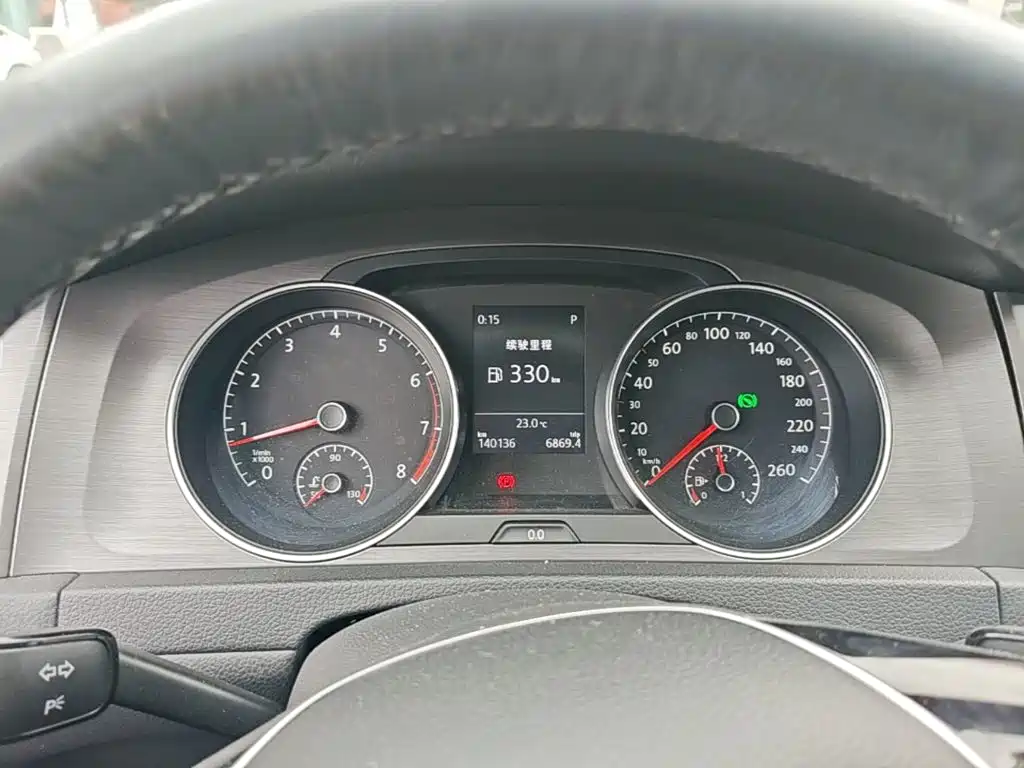 Volkswagen Golf — миниатюра 12