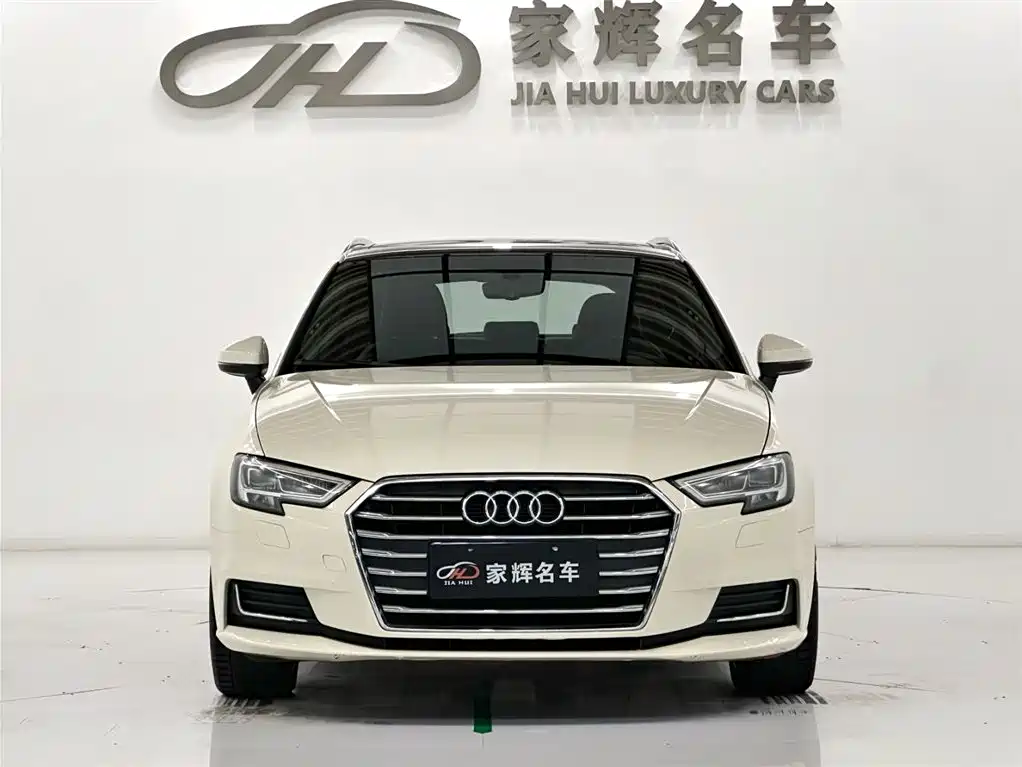 Audi A3 2018 30 Sportback 35 TFSI