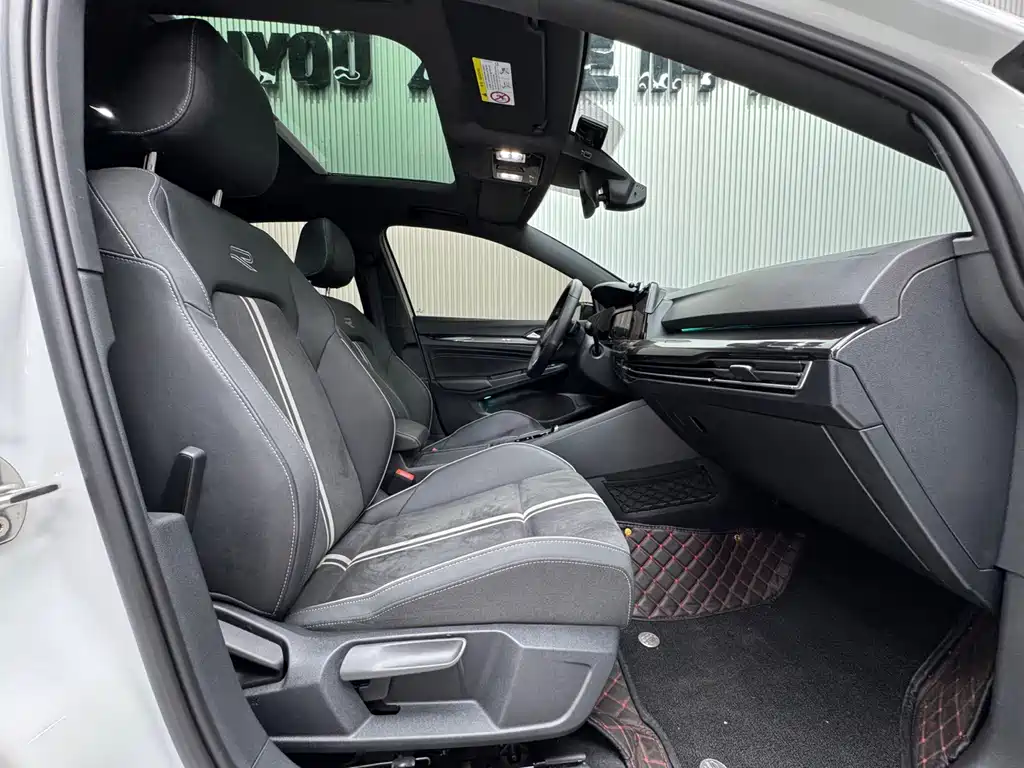 Volkswagen Golf — миниатюра 11