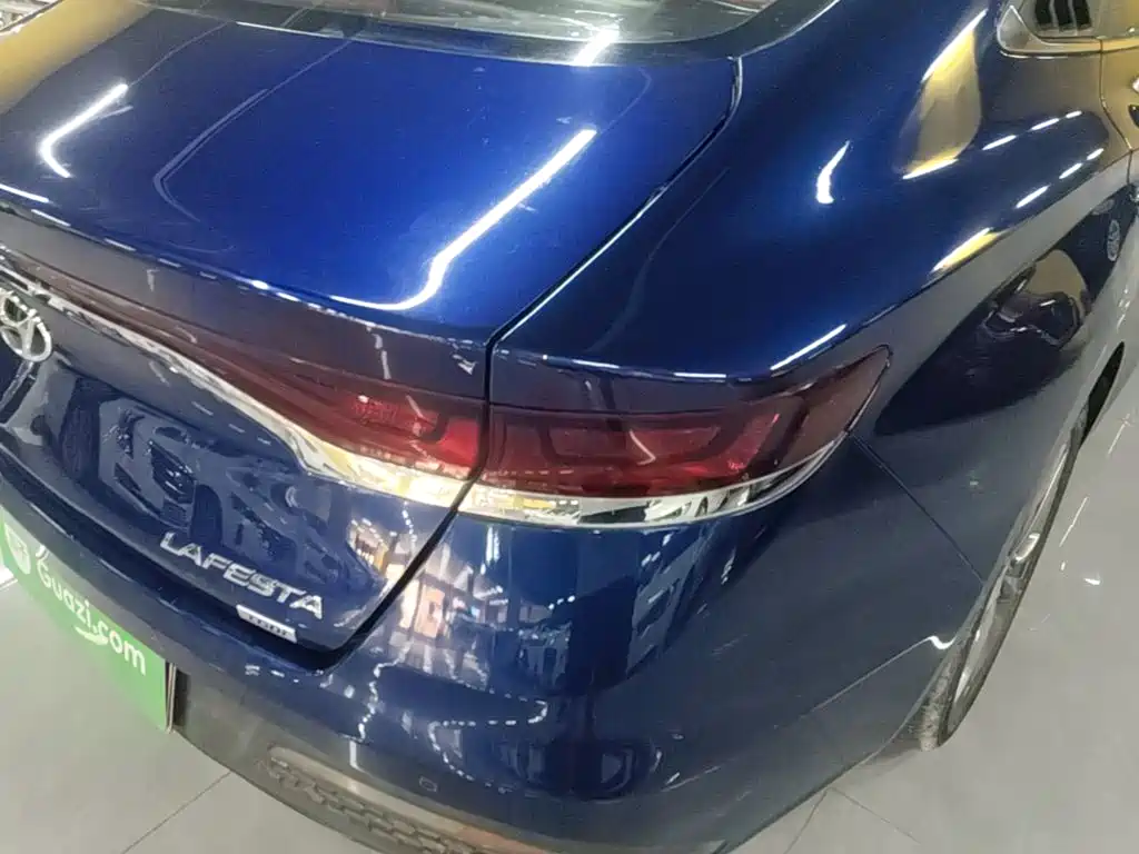 Hyundai Fista — миниатюра 8