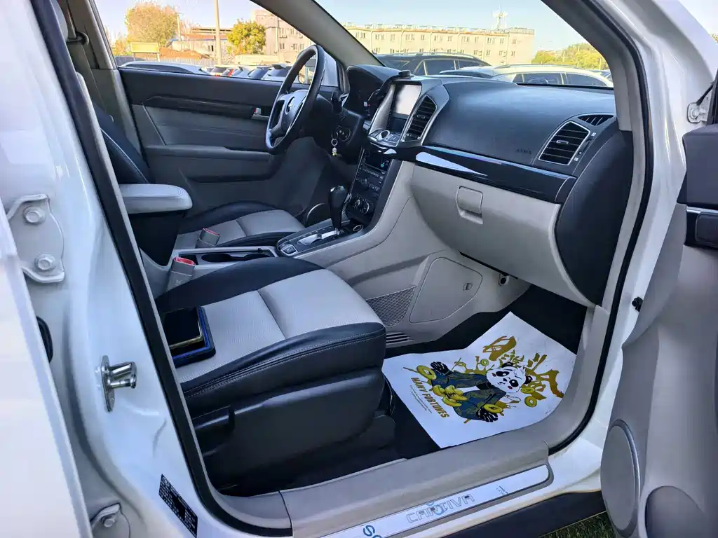 Chevrolet Captiva — миниатюра 4