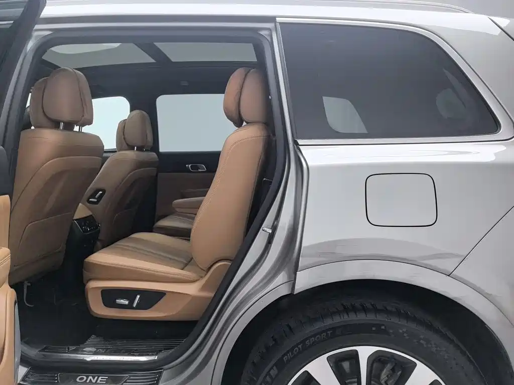 Li Auto Li ONE — миниатюра 15