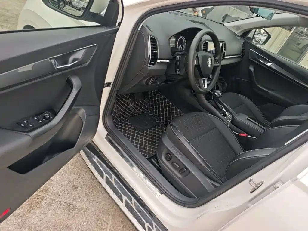 Skoda Karoq — миниатюра 16