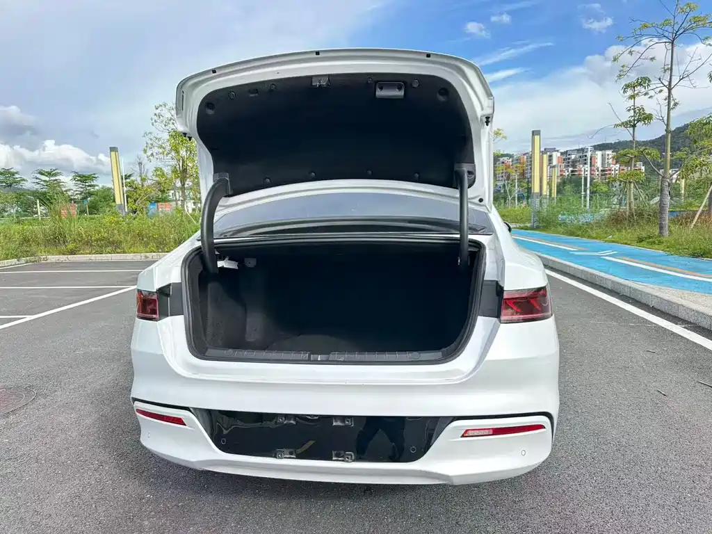 BYD Qin PLUS — миниатюра 17