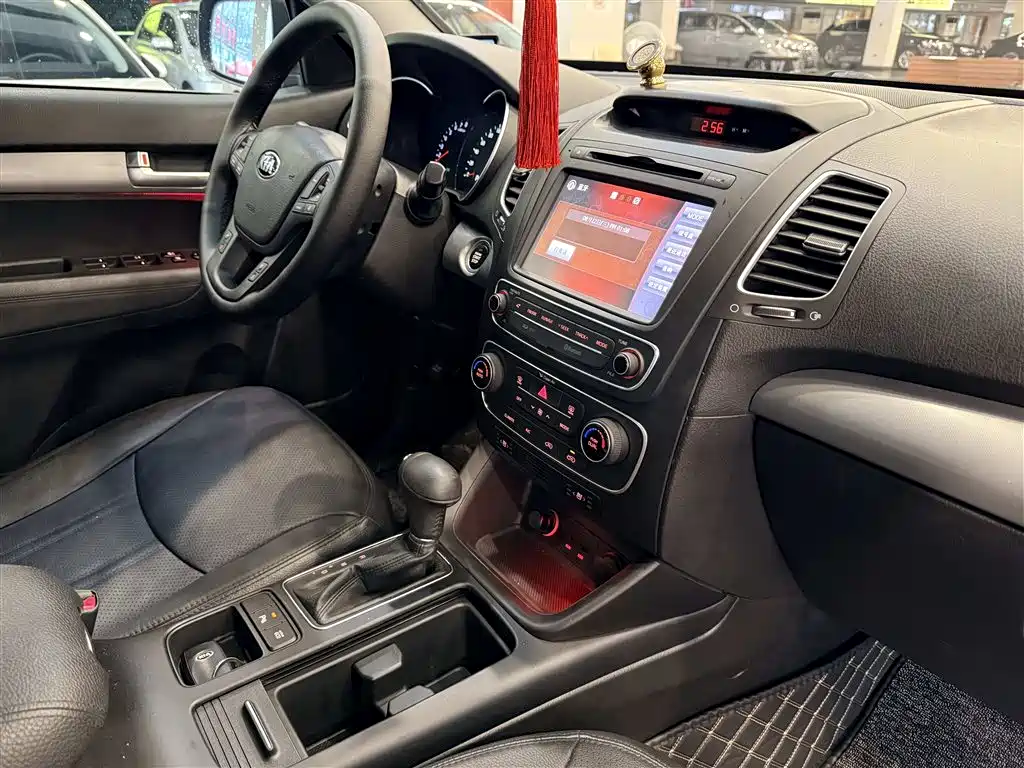 Kia Sorento — миниатюра 21