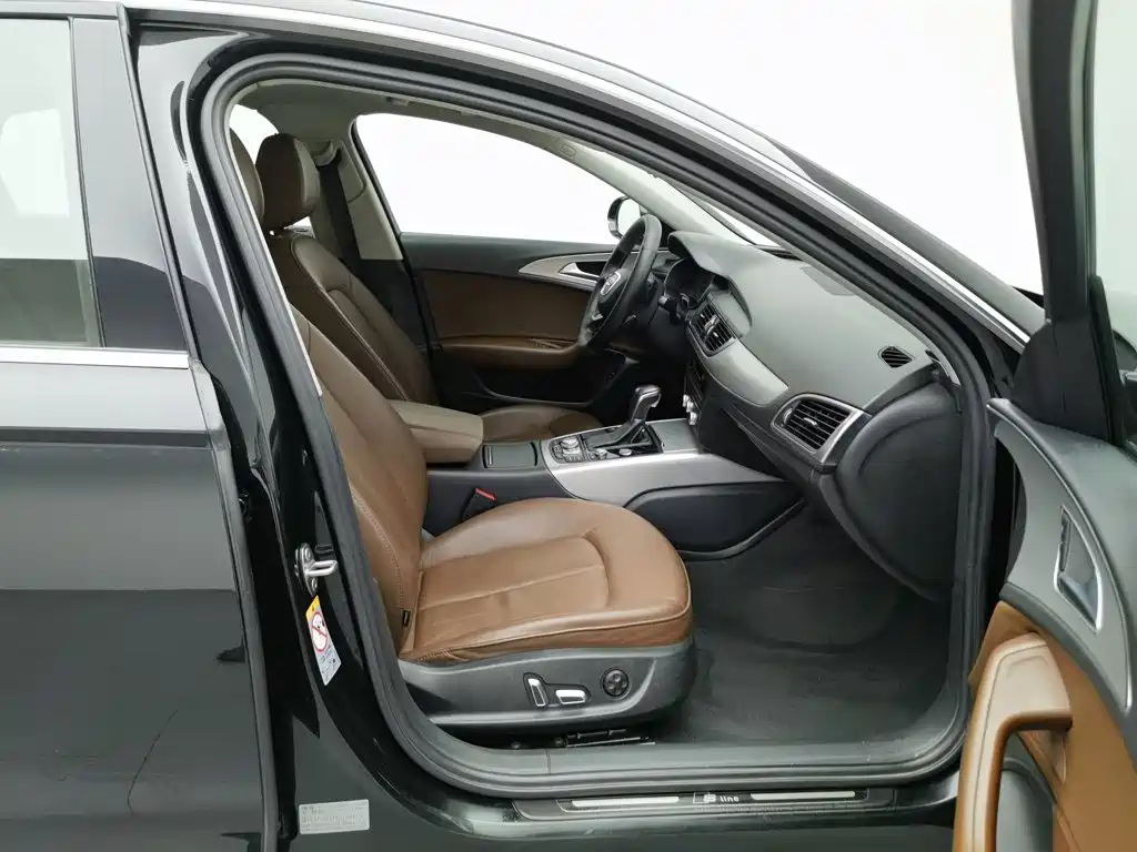 Audi A6L — миниатюра 23