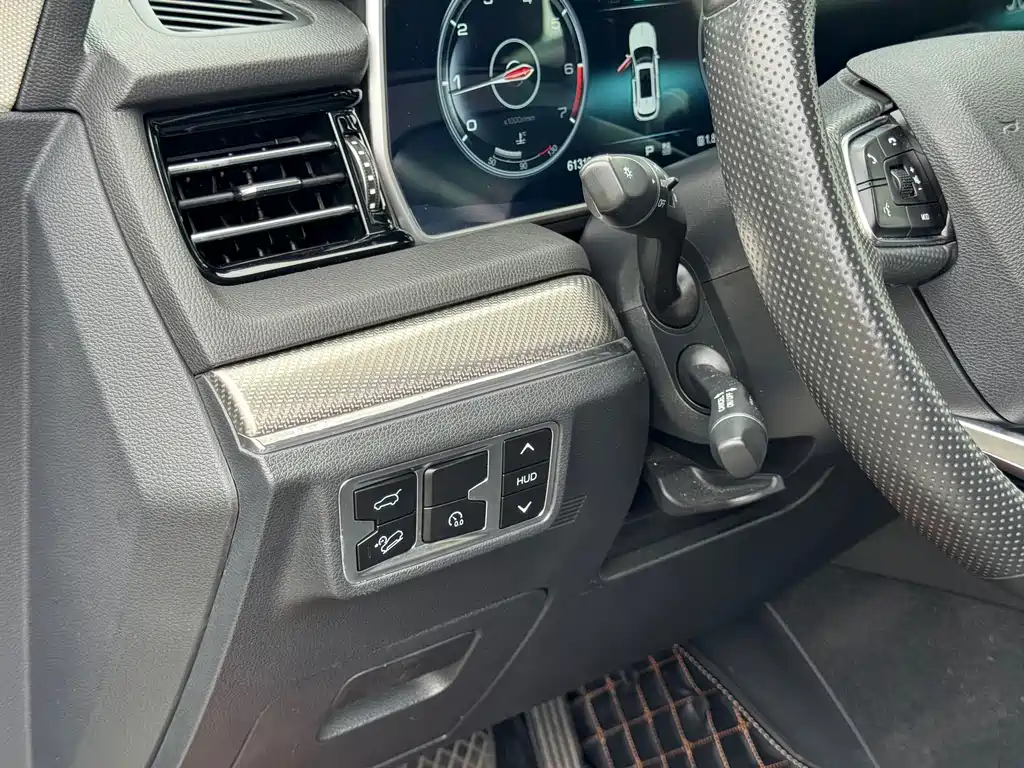 Hongqi Hongqi HS5 — миниатюра 12