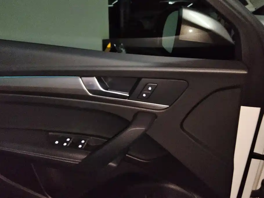 Audi Q5L — миниатюра 7
