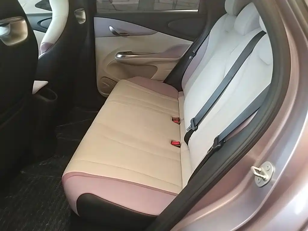BYD Dolphin — миниатюра 17