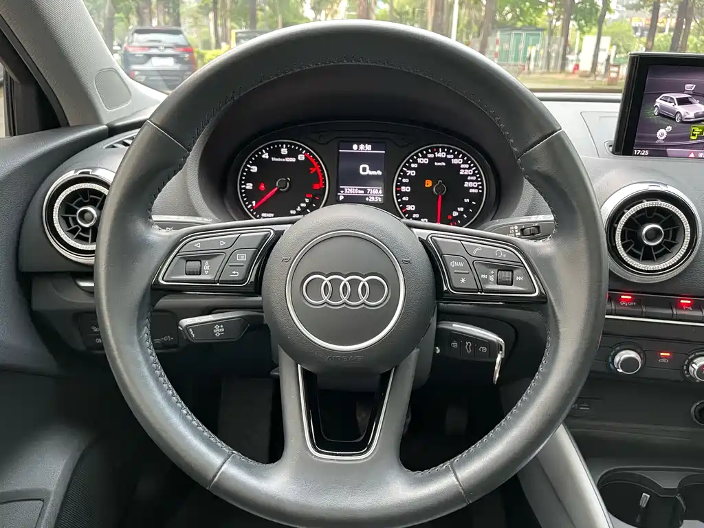 Audi A3 — миниатюра 8
