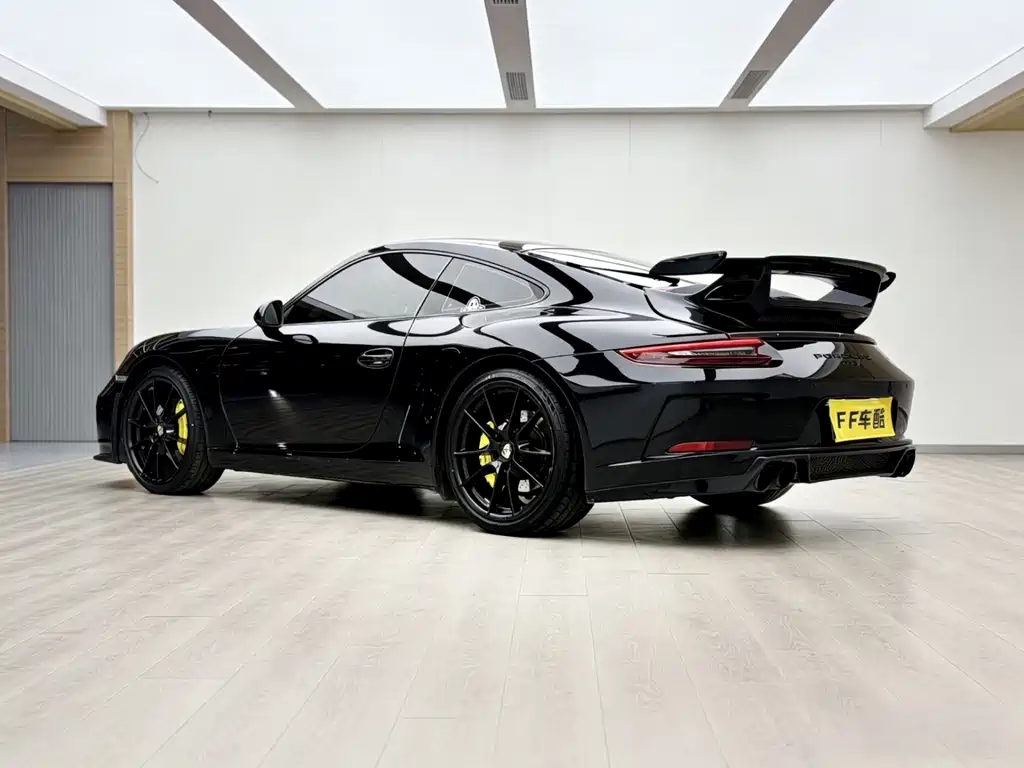 Porsche 911 2013 Carrera 4 3.4L