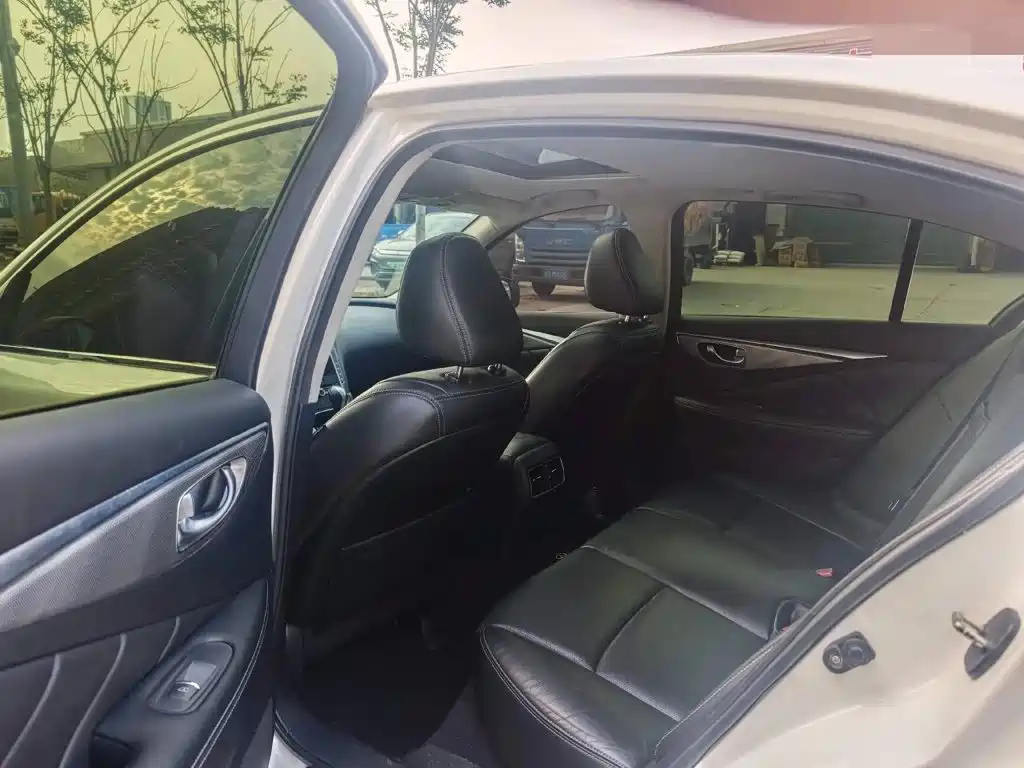 Infiniti Q50 — миниатюра 5