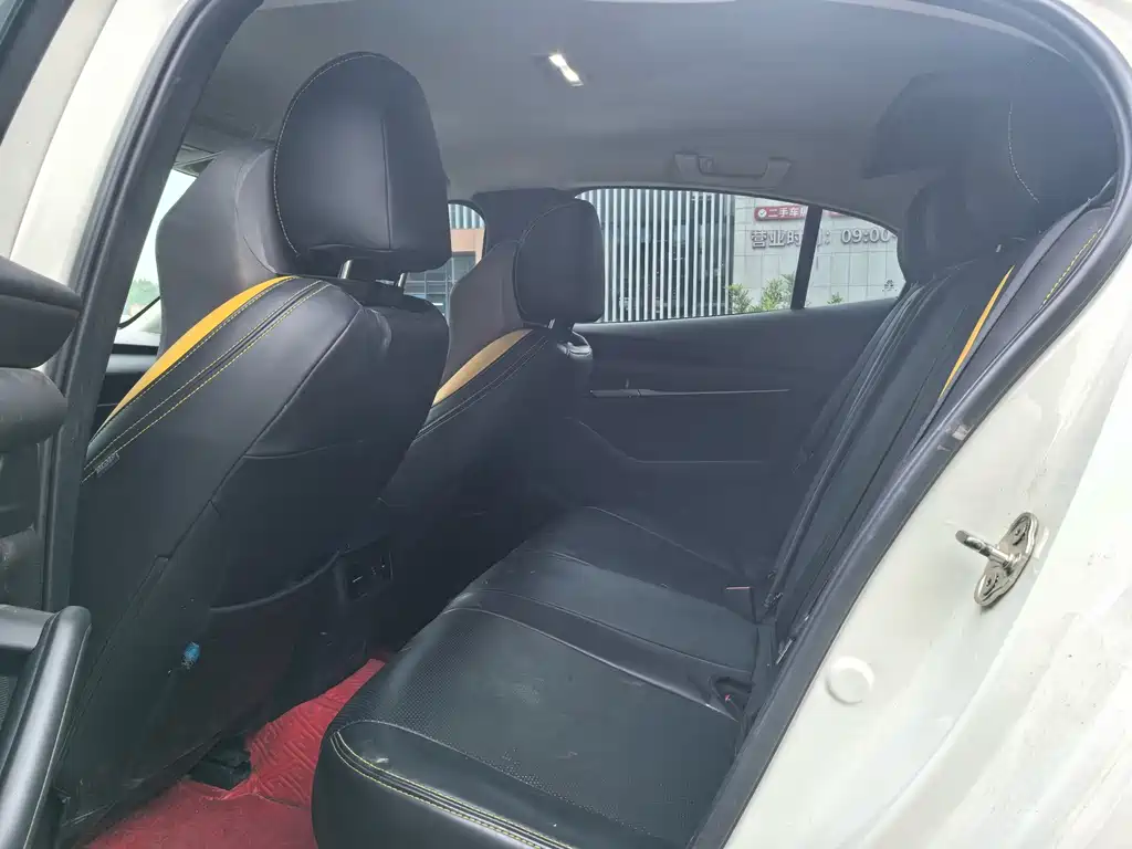 Mazda 3 Axela — миниатюра 8