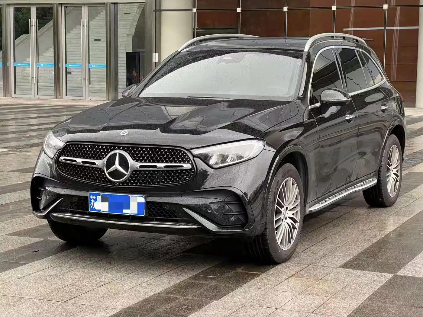 奔驰GLC 2025款 GLC 300 L 4MATIC 动感型 5座 2025