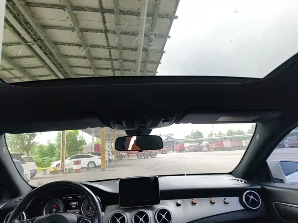 Mercedes-Benz CLA (Import) — миниатюра 18