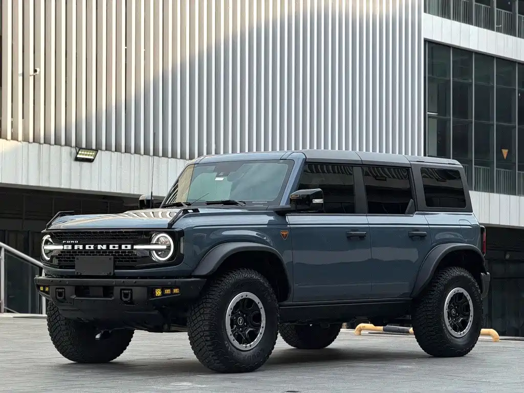 Ford Bronco