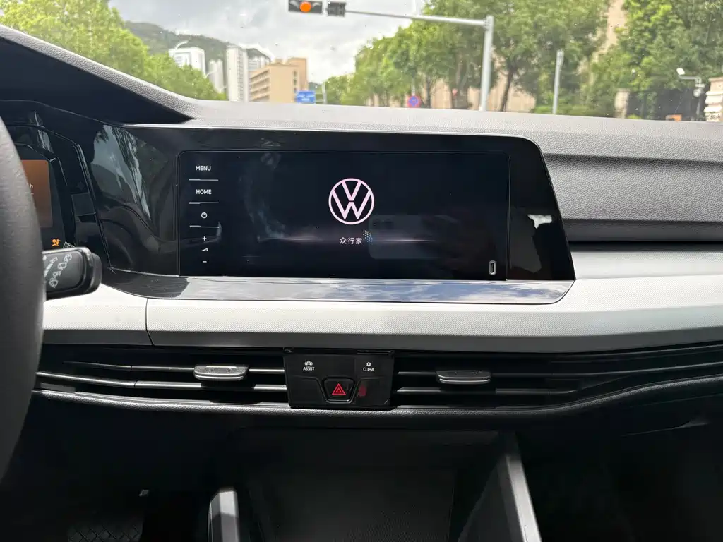 Volkswagen Golf — миниатюра 13