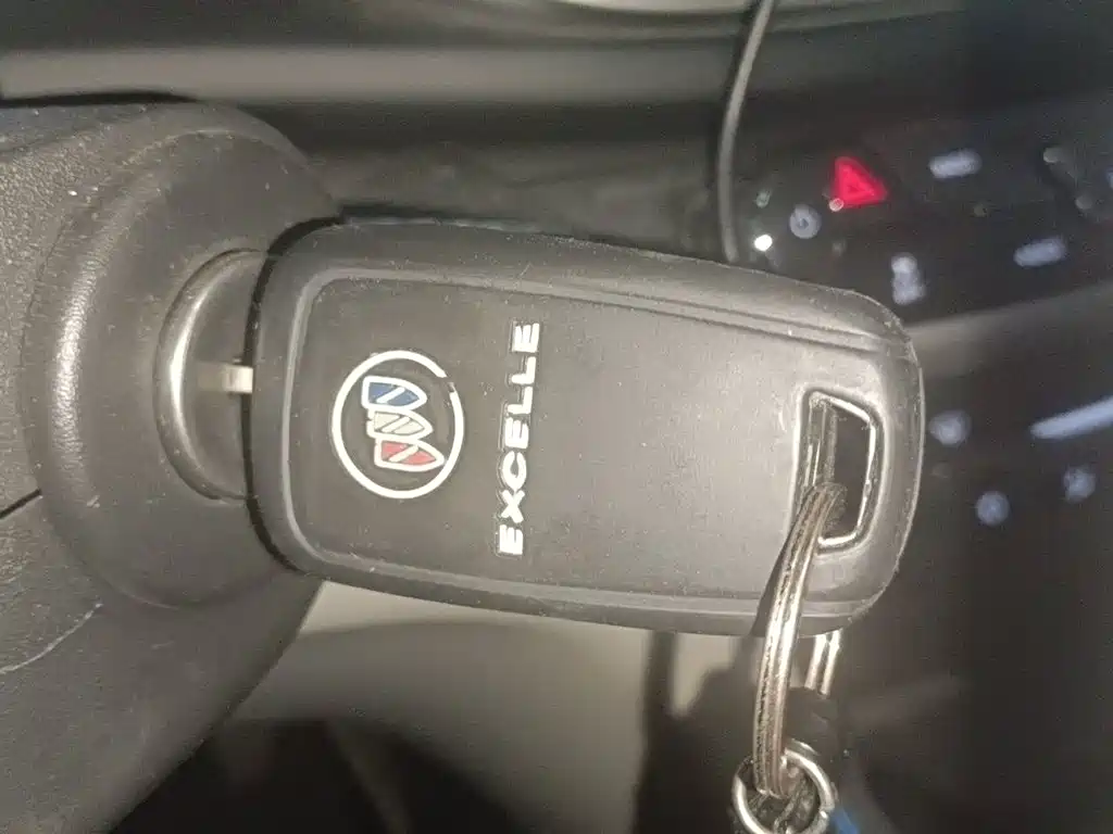Buick Excelle — миниатюра 9