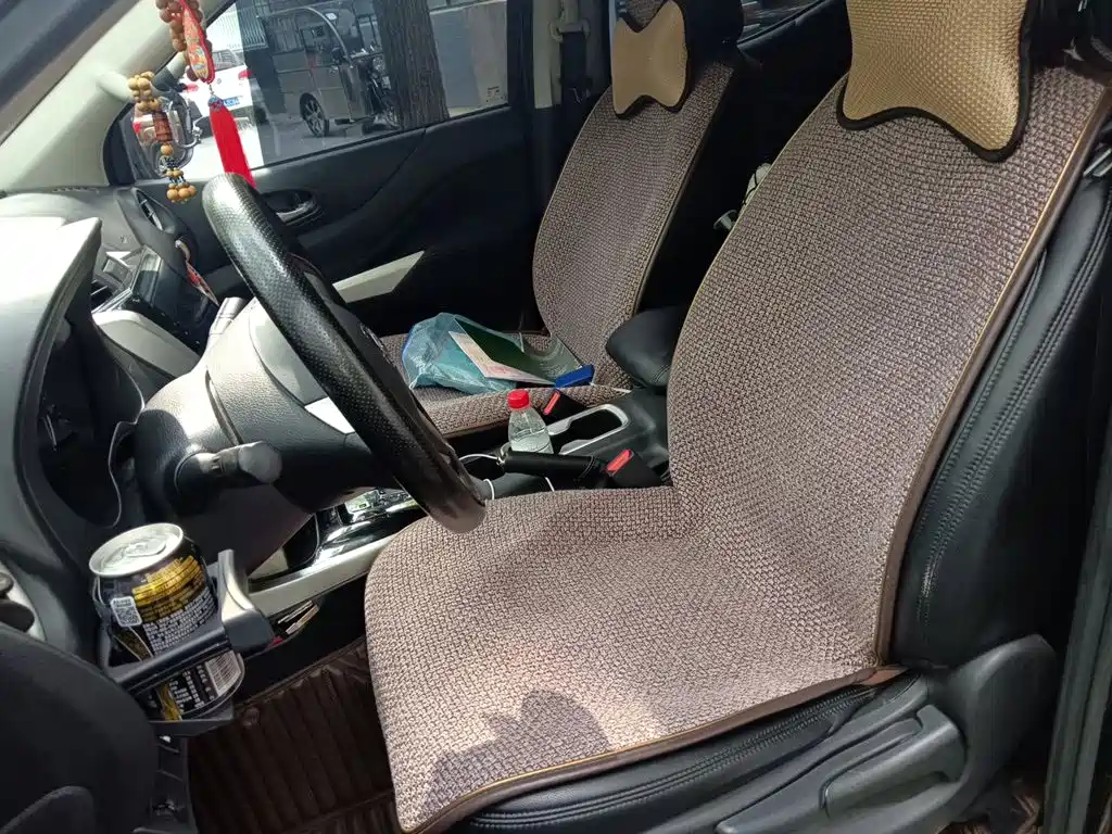 Nissan Navara — миниатюра 8