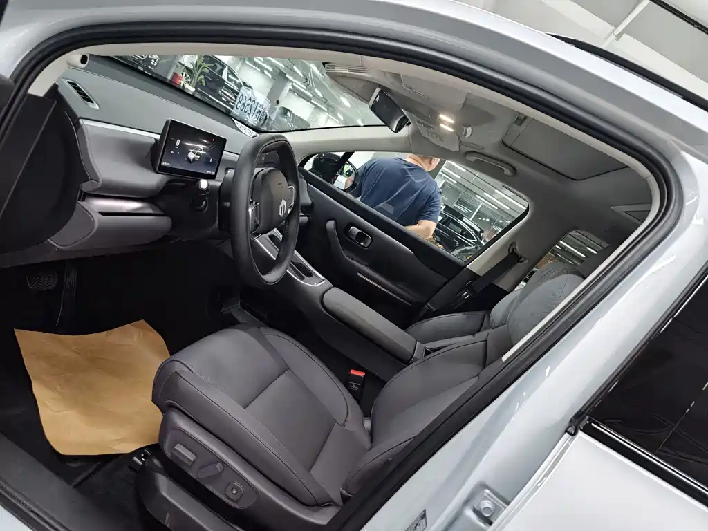 Leapmotor C16 2026 630 6 мест