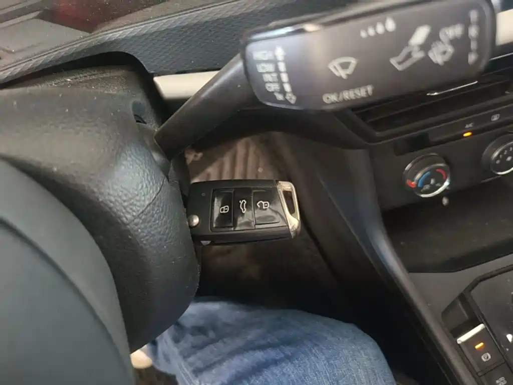 Volkswagen Lavida — миниатюра 13