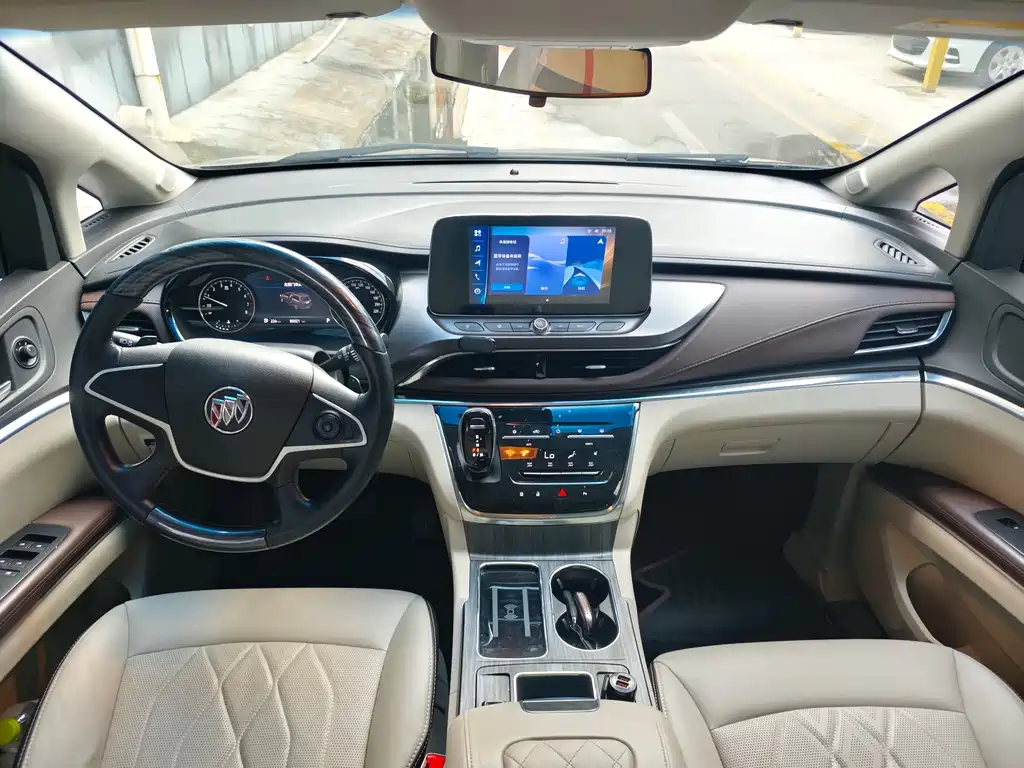 Buick GL8 — миниатюра 4