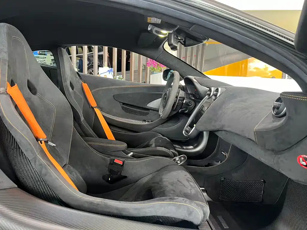 McLaren 600LT — миниатюра 12