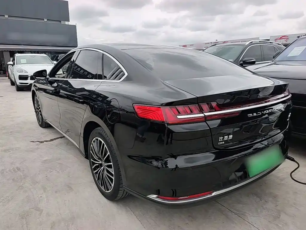 BYD Han — миниатюра 5