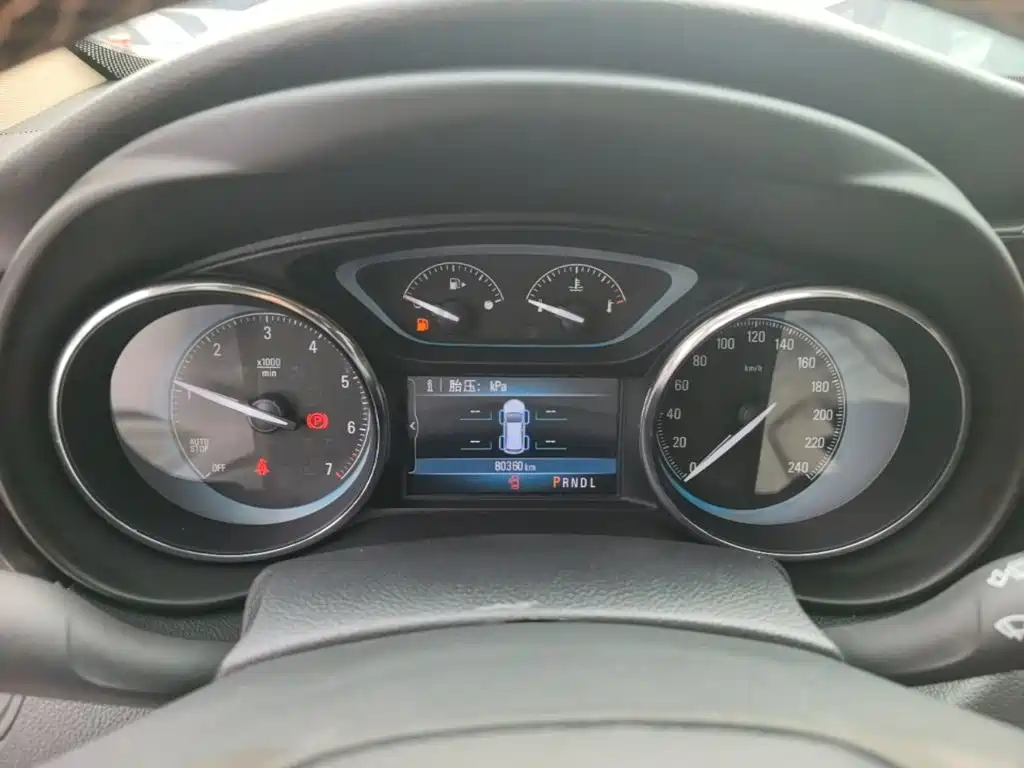 Buick Envision Plus — миниатюра 12