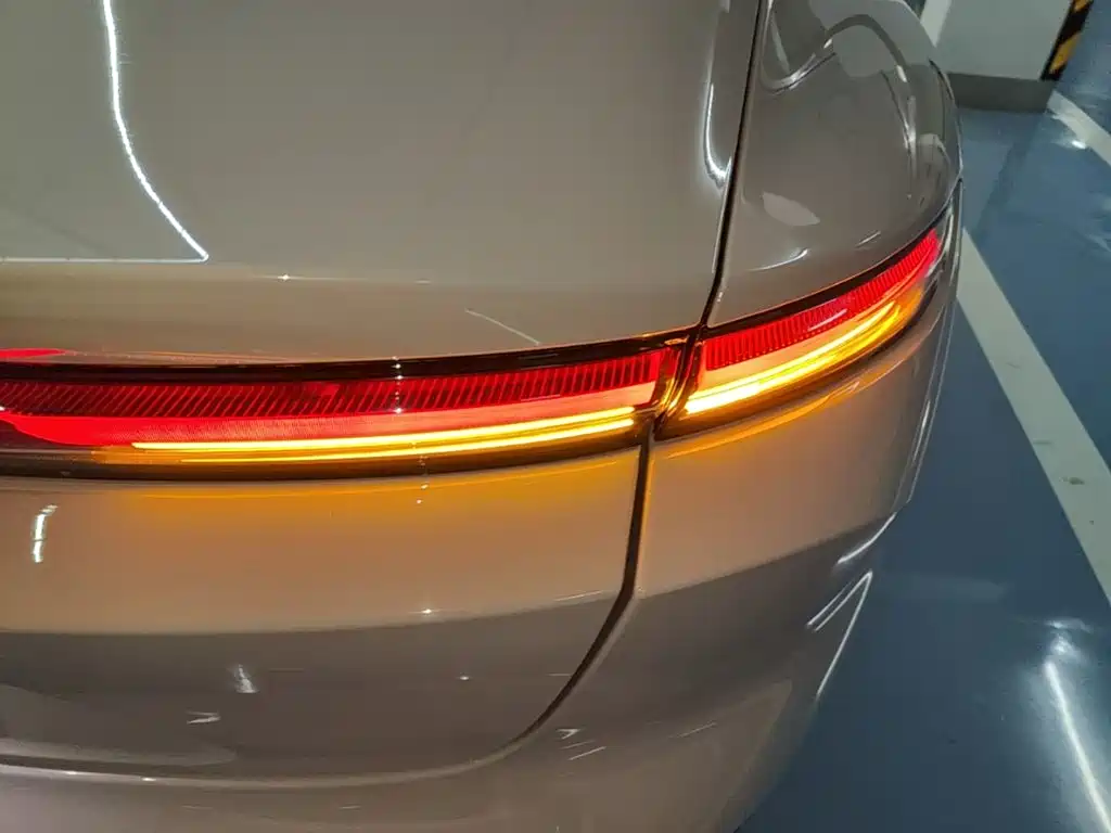 NIO ET5 — миниатюра 8