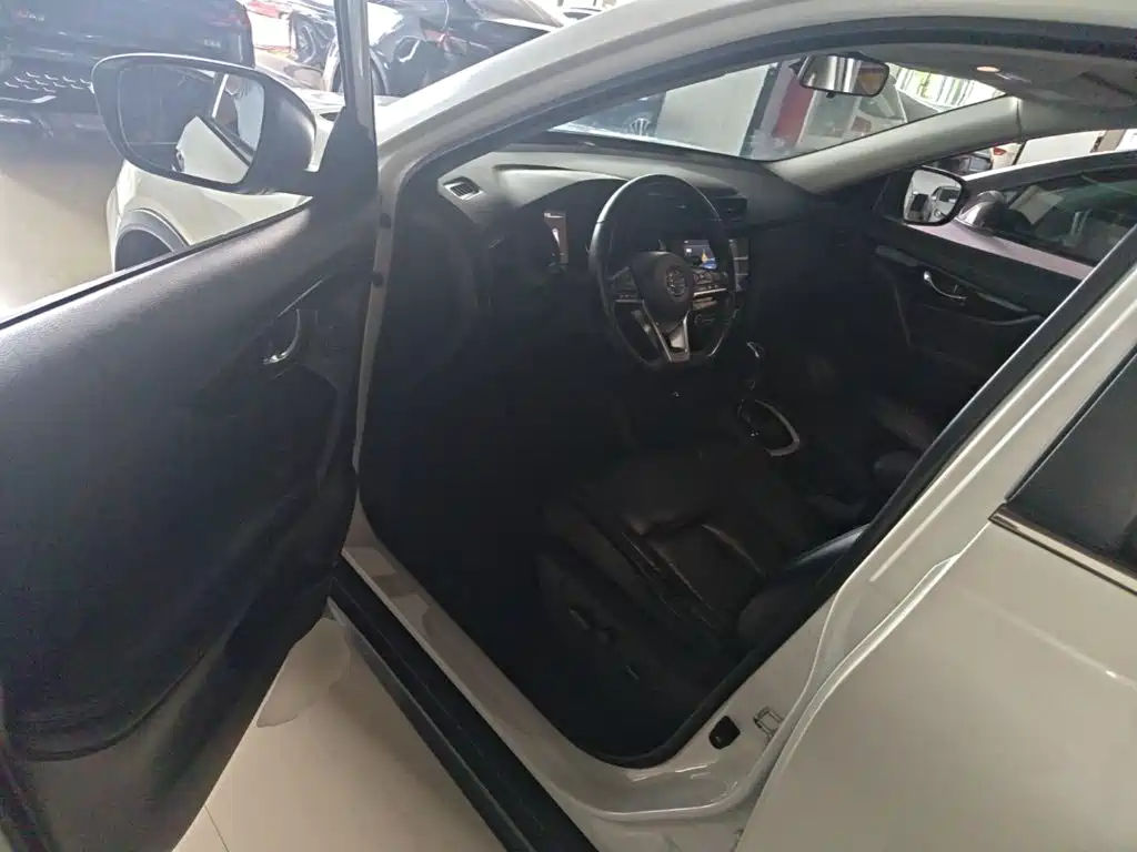 Nissan X-Trail — миниатюра 16