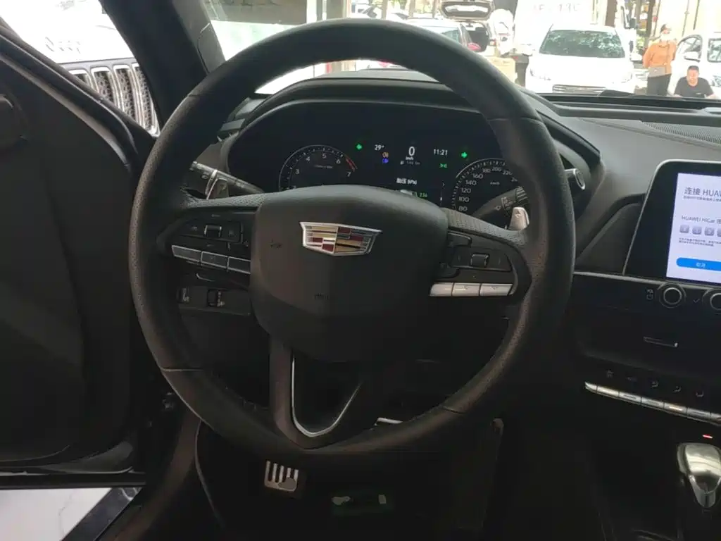 Cadillac CT4 — миниатюра 11